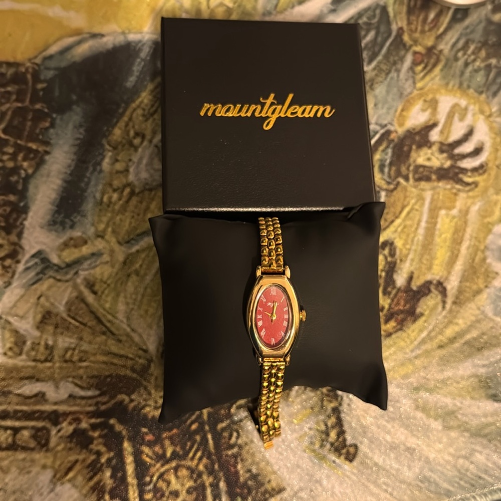 NWT Vintage oval watch gold with red face